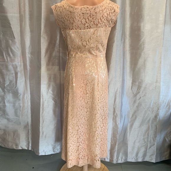 Vintage Peach Lace Midi Dress - Picture 4 of 7